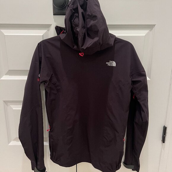 North Face Summit Series Rain Jacket - Picture 2 of 8